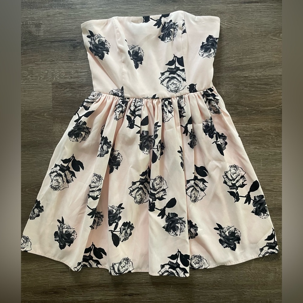 Forever 21 Pink Floral Strapless Dress